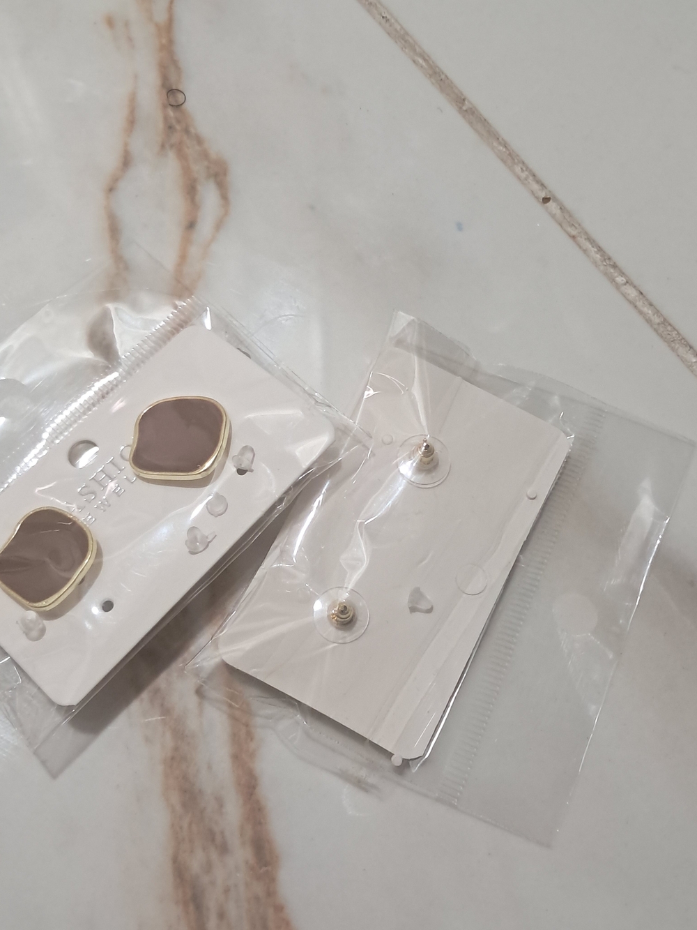 Minimalist Fashion Jewelry Gold-Trim Taupe Resin Stud Earrings